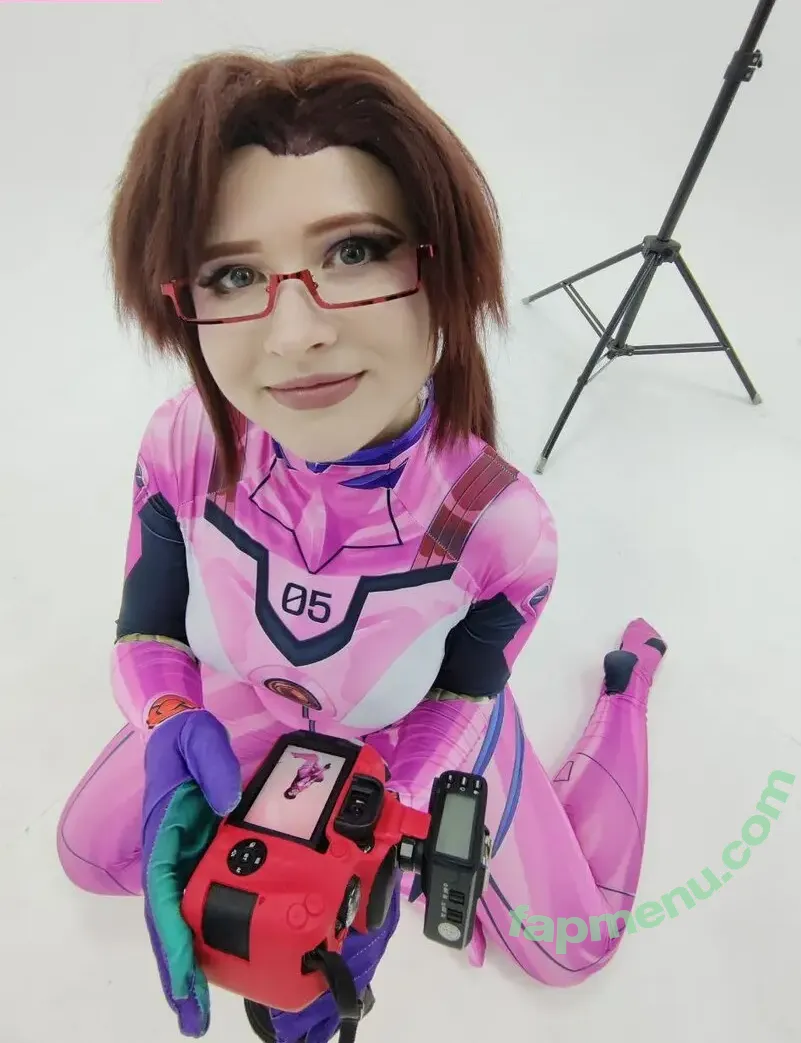 4iipainters_cosplay nude photo #0024 (4iipainters_cosplay)