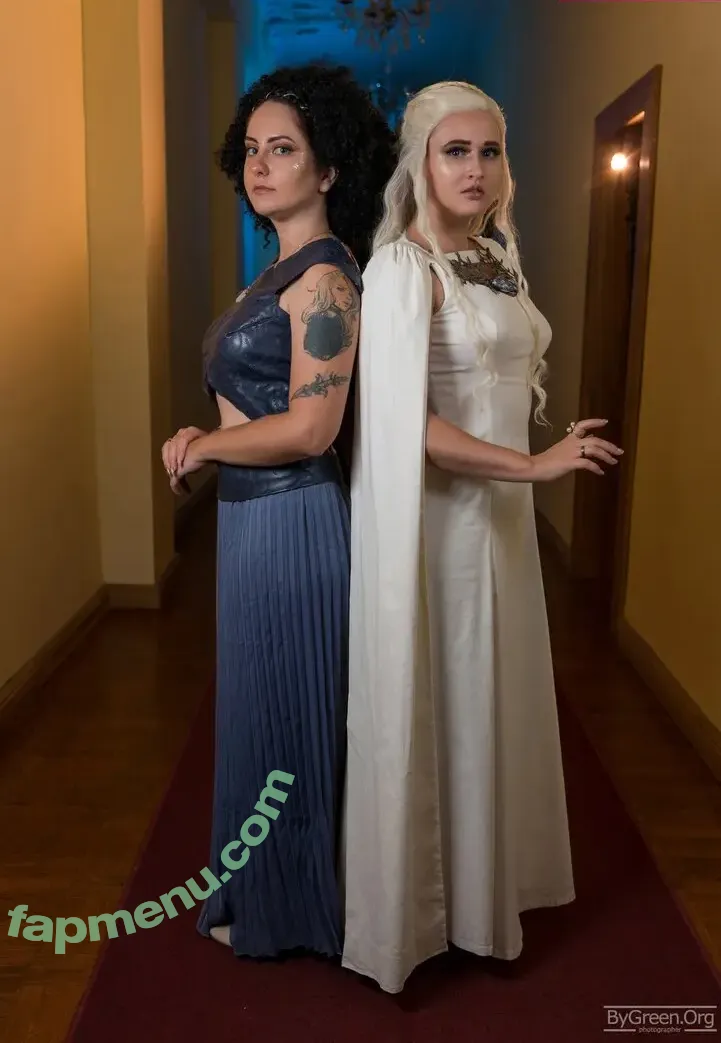 4iipainters_cosplay nude photo #0037 (4iipainters_cosplay)