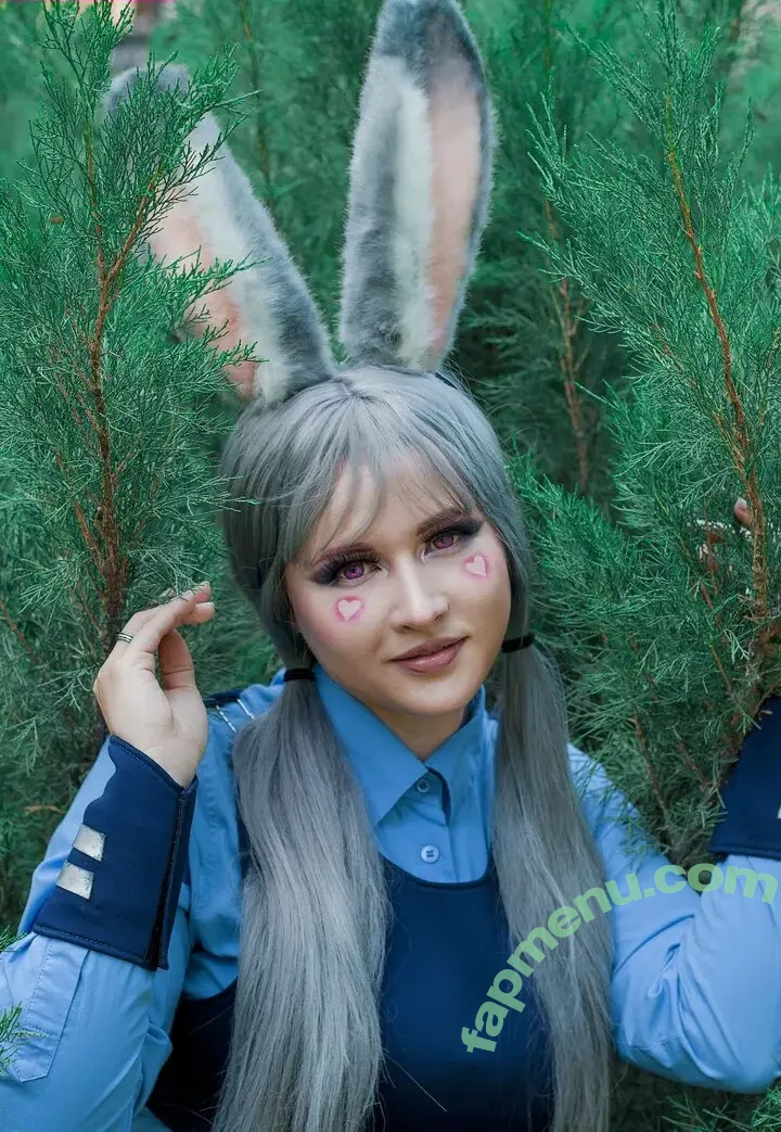 4iipainters_cosplay nude photo #0085 (4iipainters_cosplay)