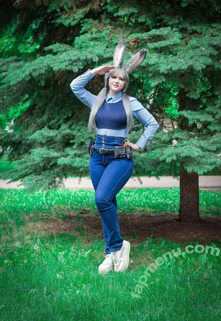 4iipainters_cosplay nude photo #0090 (4iipainters_cosplay)