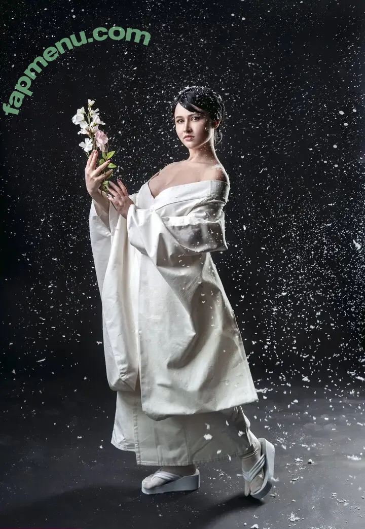 4iipainters_cosplay nude photo #0297 (4iipainters_cosplay)