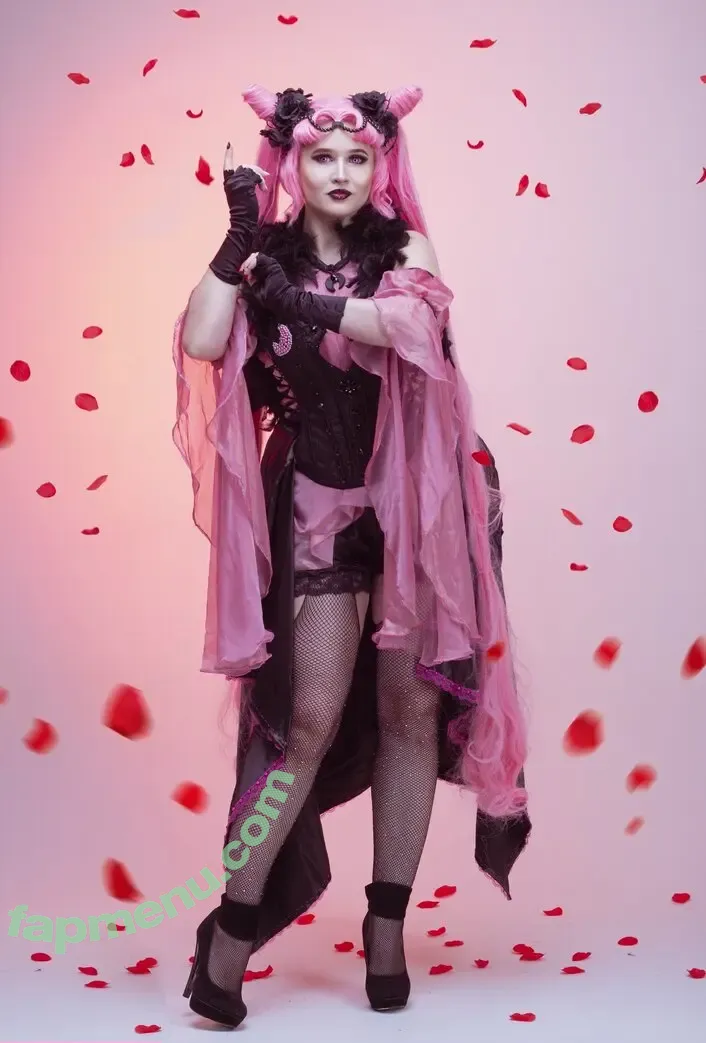 4iipainters_cosplay nude photo #0326 (4iipainters_cosplay)