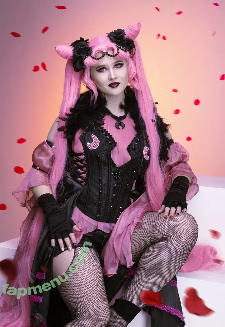4iipainters_cosplay nude photo #0330 (4iipainters_cosplay)
