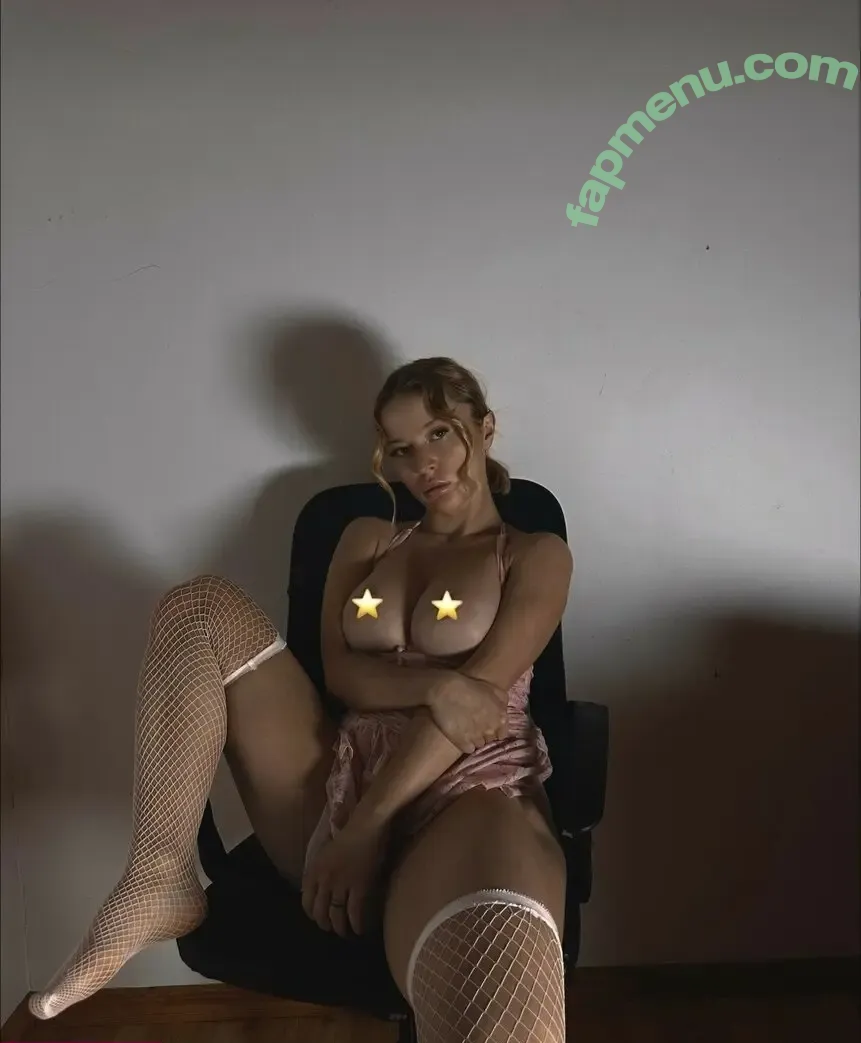 __0mikaela0__ nude photo #0099 (__0mikaela0__)