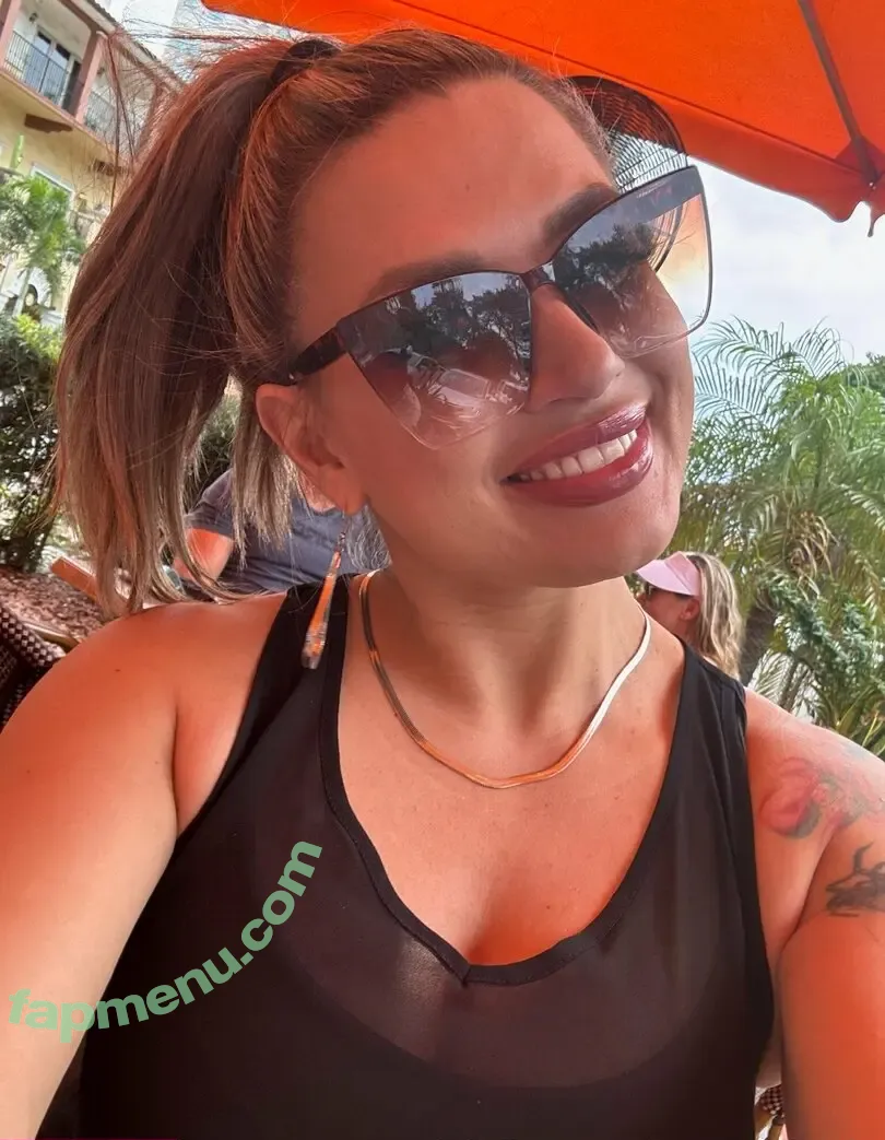 0nlyevaangelinatv nude photo #0004 (0nlyevaangelinatv)