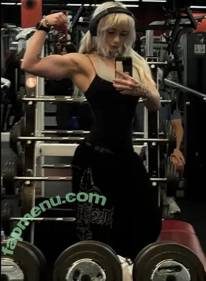 6nattynat9 / 6natttynay9 / tatievans nude photo #0054