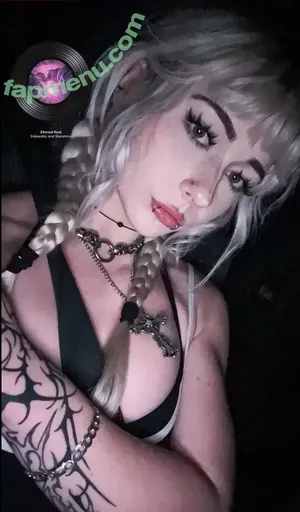 6nattynat9 / 6natttynay9 / tatievans nude photo #0060