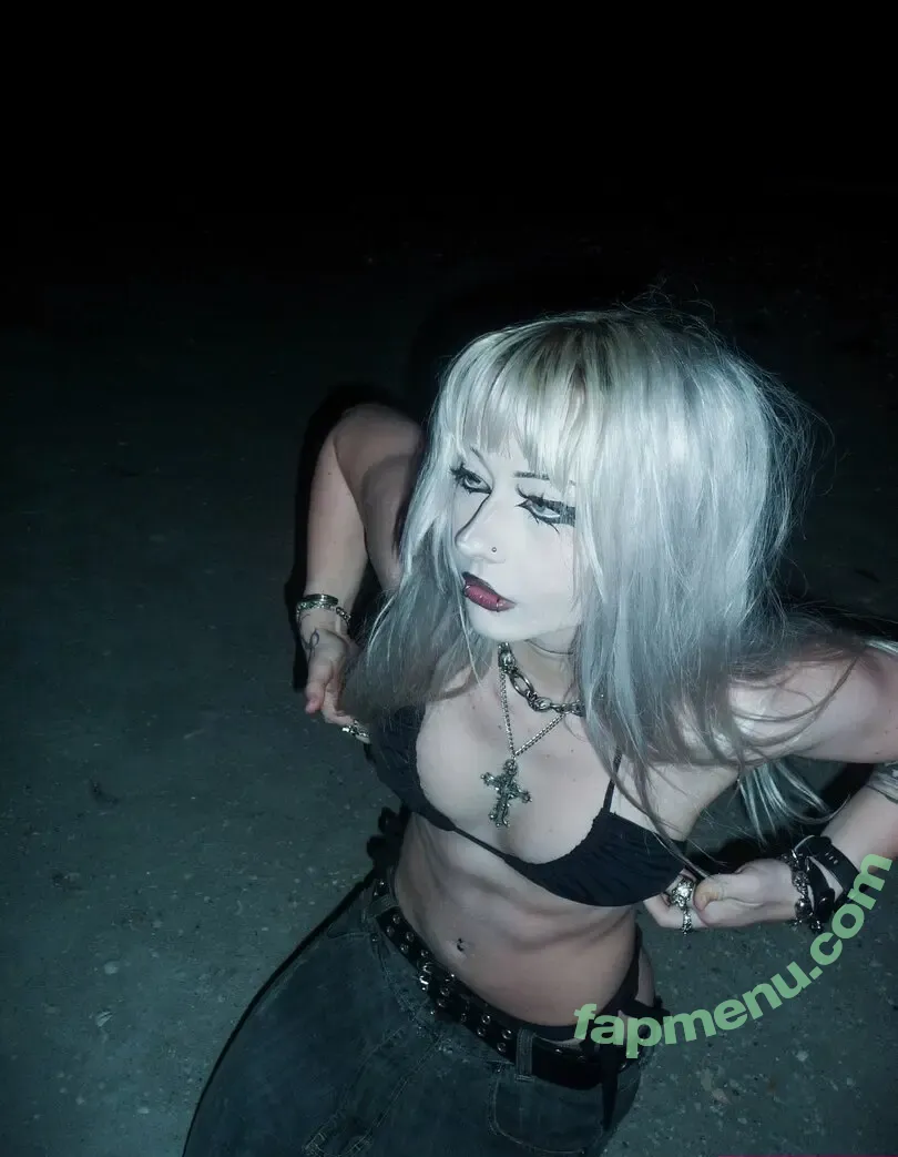 6nattynat9 nude photo #0088 (6natttynay9 / tatievans)