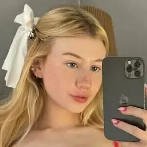 1sabella / 1sabella.mar1ee / thuns-velbert nude photo #0002