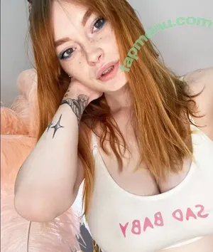  nude photo #0003