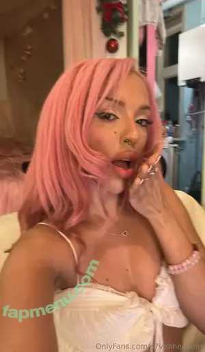  nude photo #0004