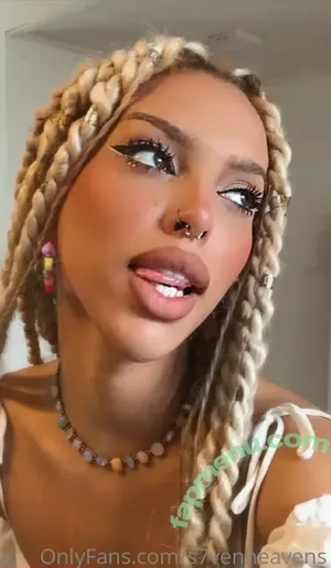  nude photo #0005