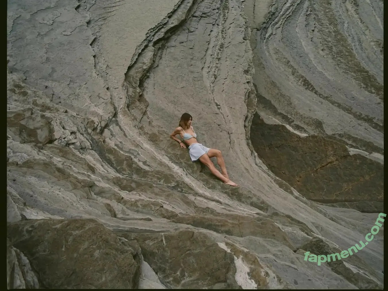 0wlo_ nude photo #0137 (O҉山L̥ͦⓄ)