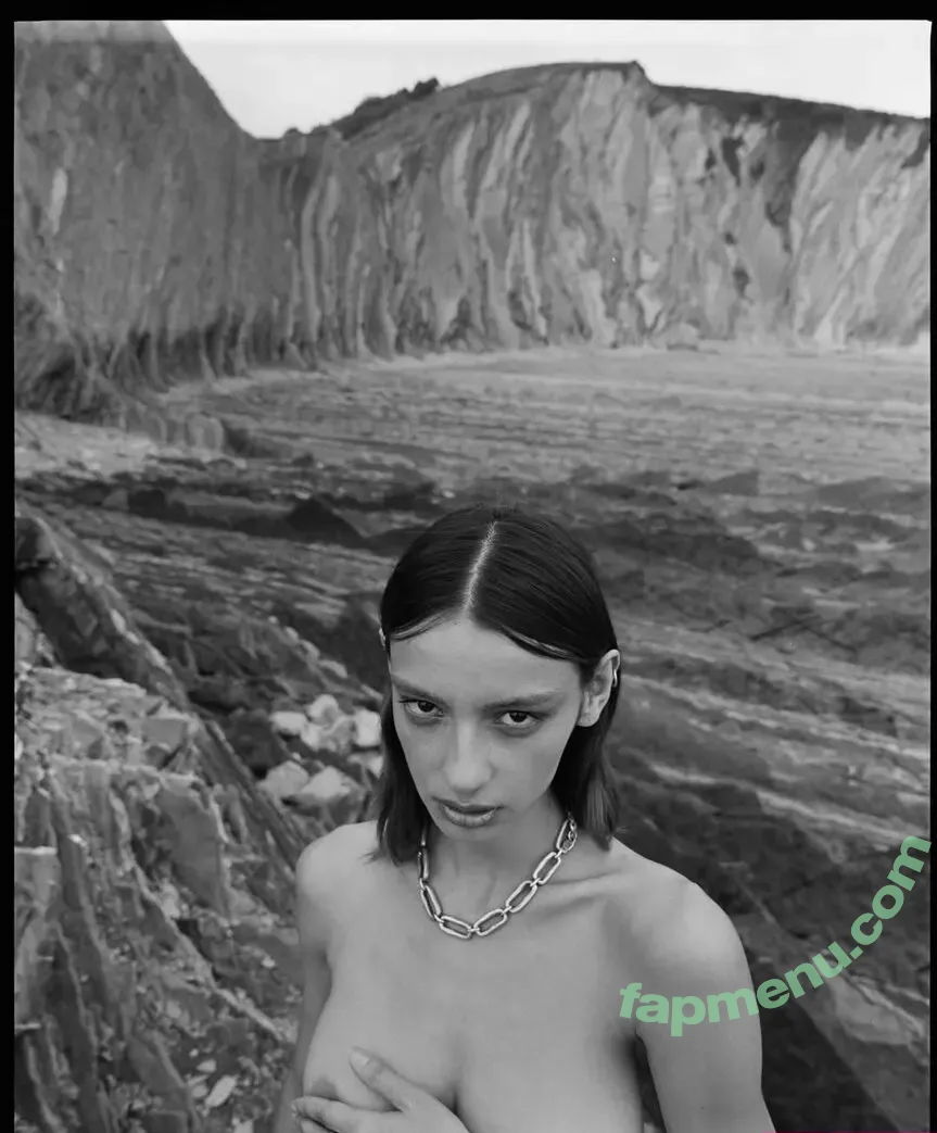 0wlo_ nude photo #0141 (O҉山L̥ͦⓄ)