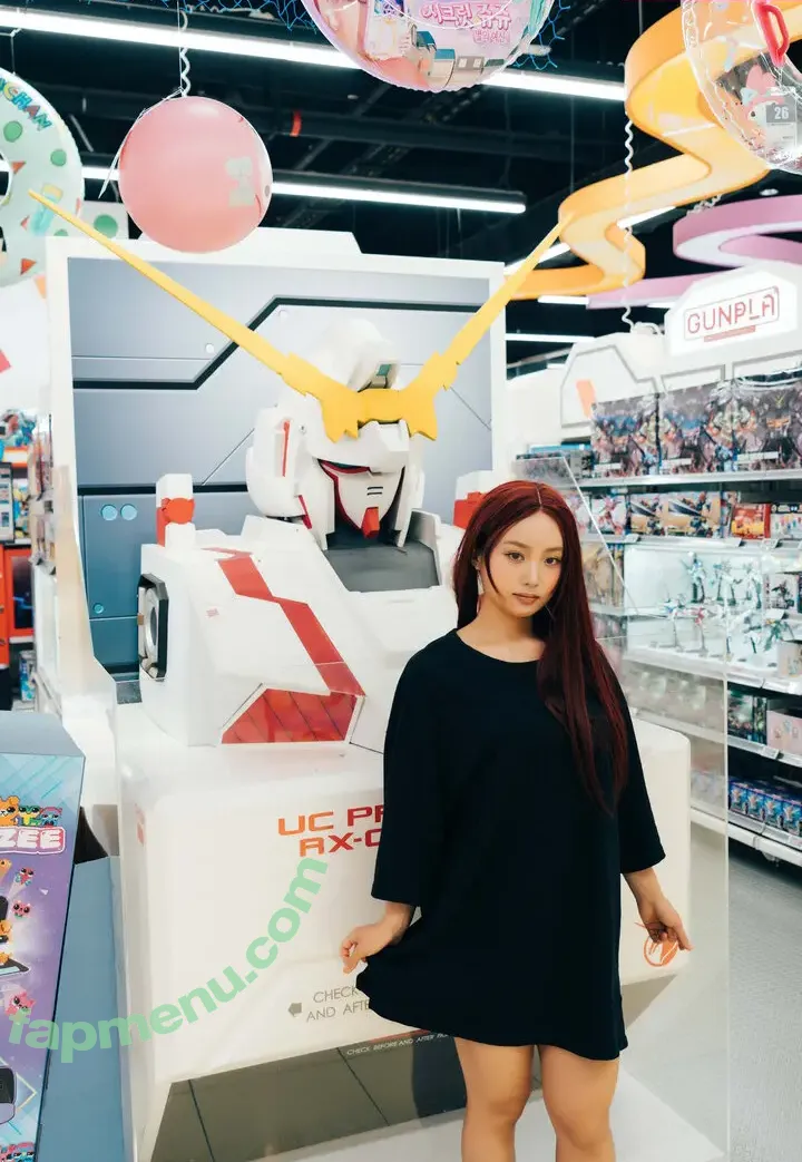 2xzxzxz2 nude photo #0892 (Soi)