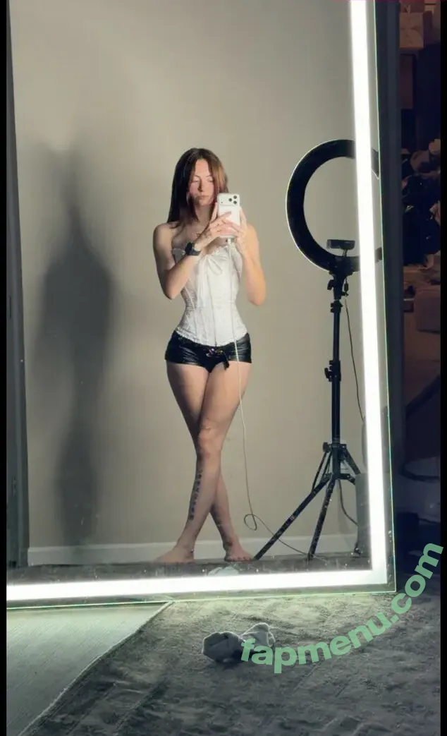 A_hicks3474 nude photo #0013 (A_hicks3474)