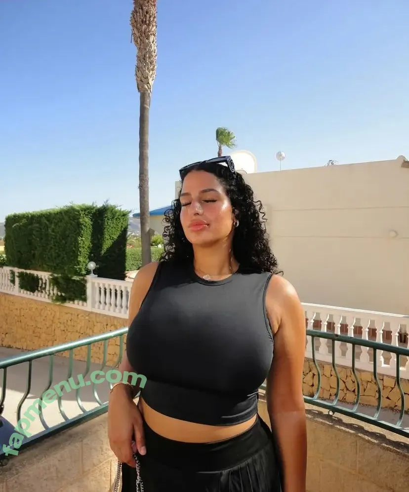 a.nnamaria98 nude photo #0020 (a.nnamaria98)