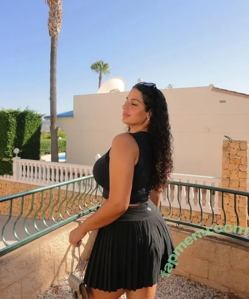 a.nnamaria98 nude photo #0021 (a.nnamaria98)