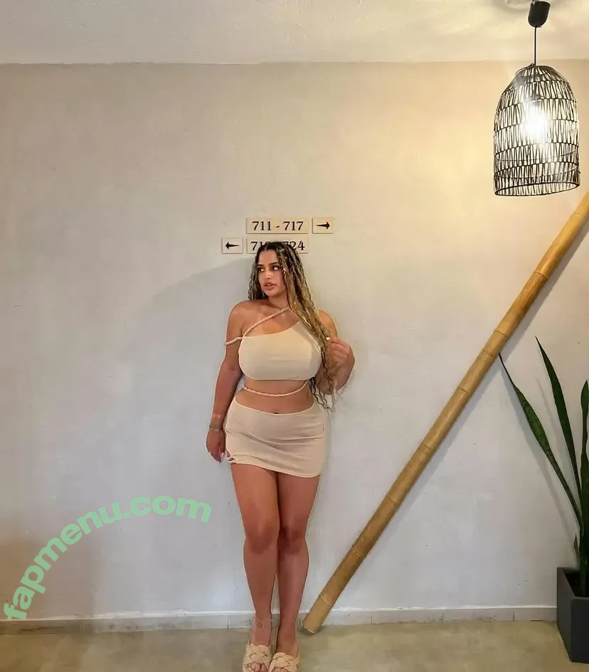 a.nnamaria98 nude photo #0025 (a.nnamaria98)