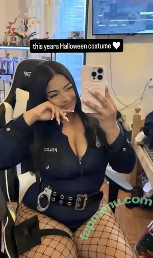 A.vriell nude photo #0289