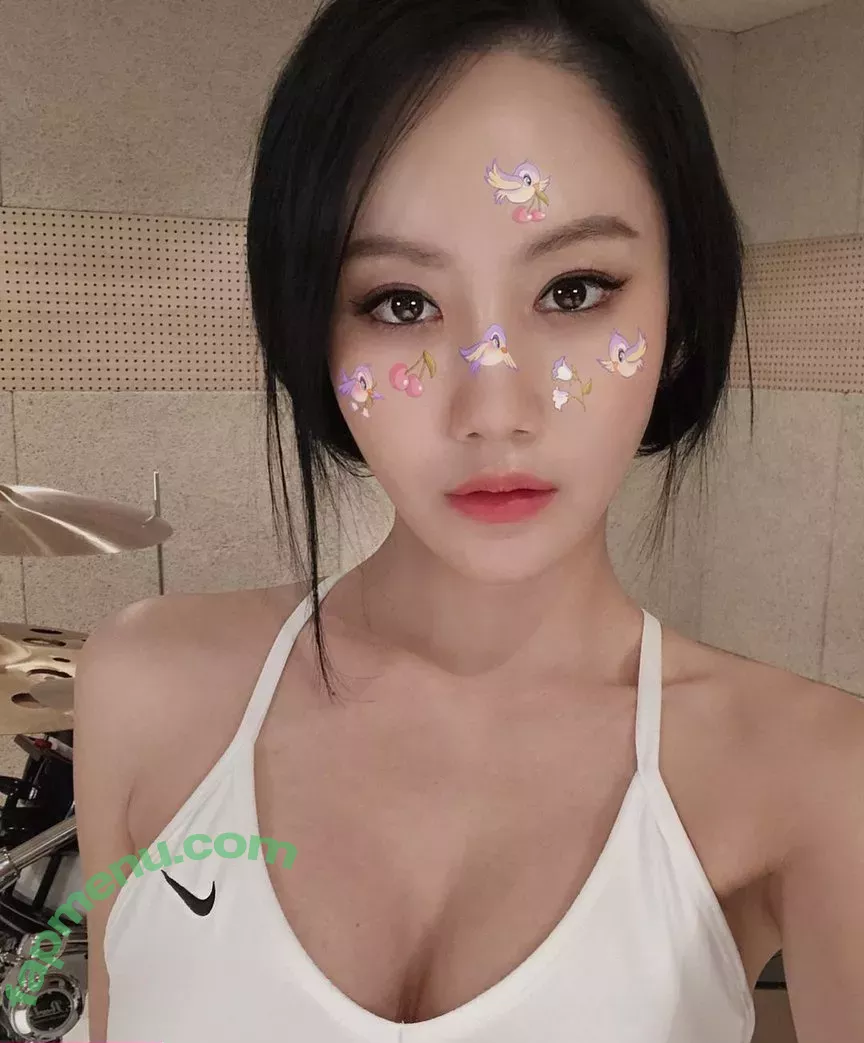 A-Yeon nude photo #0018 (AyeonBeats / ayeon3131 / u94725779)