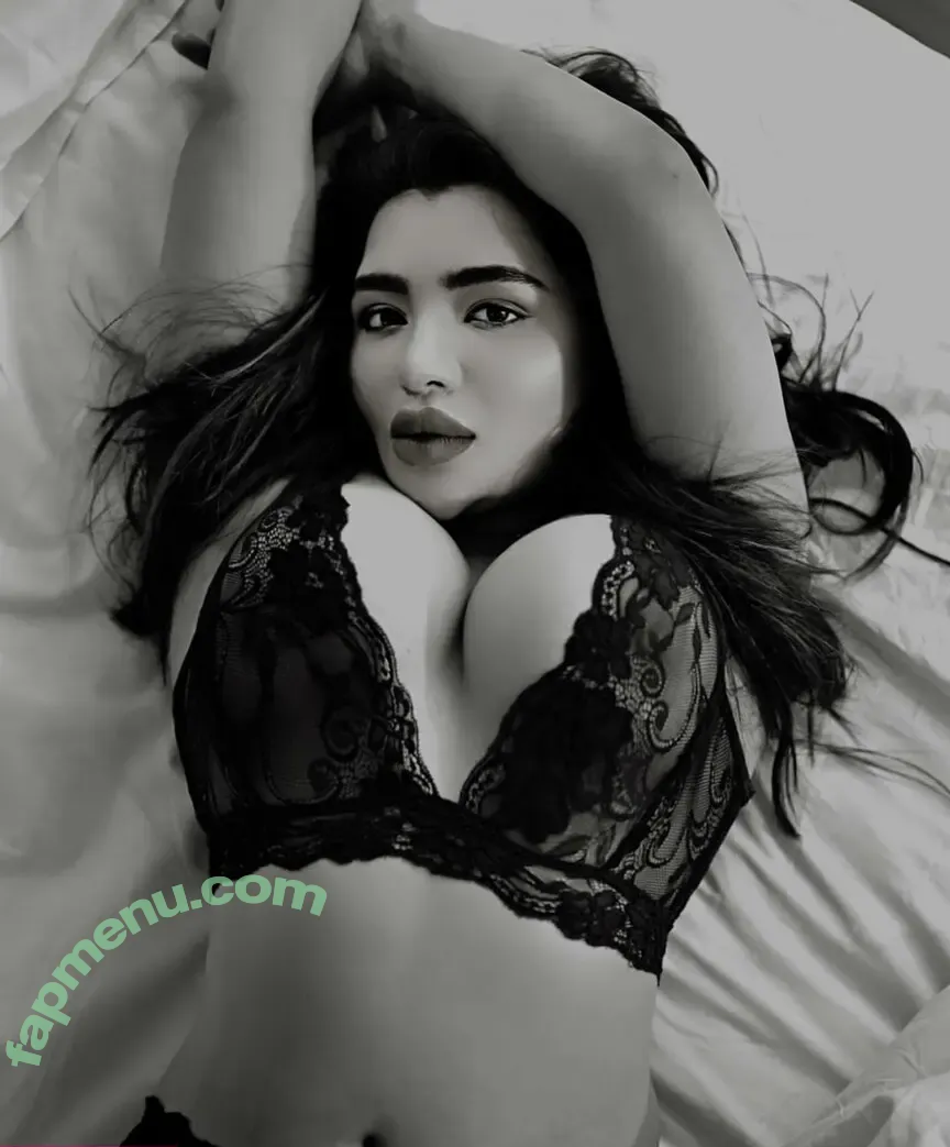 Aaditi Kohli nude photo #0019 (aaditikohliofficial)