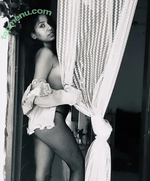 Aafat / aafat4u nude photo #0004