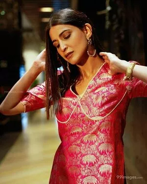 Aahana Kumra / aahanakumra nude photo #0004