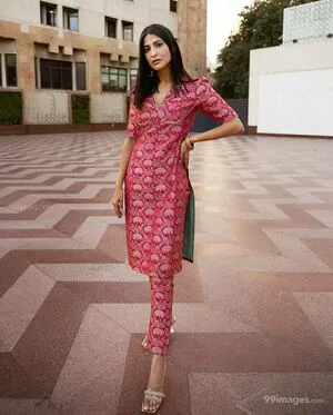 Aahana Kumra / aahanakumra nude photo #0020