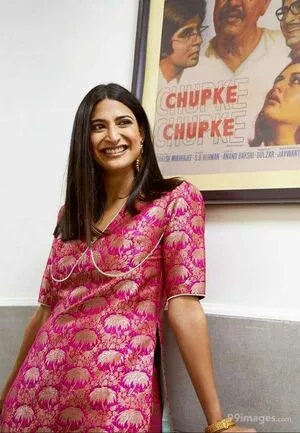 Aahana Kumra / aahanakumra nude photo #0028