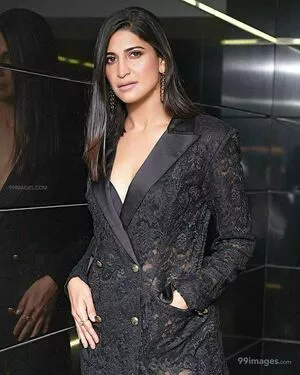 Aahana Kumra / aahanakumra nude photo #0074