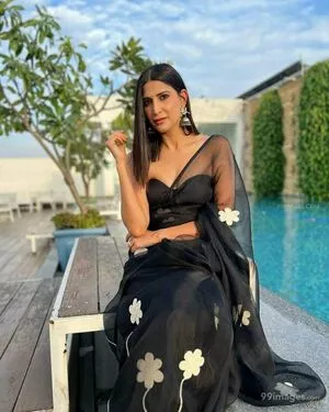 Aahana Kumra / aahanakumra nude photo #0080