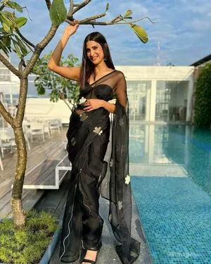 Aahana Kumra / aahanakumra nude photo #0087