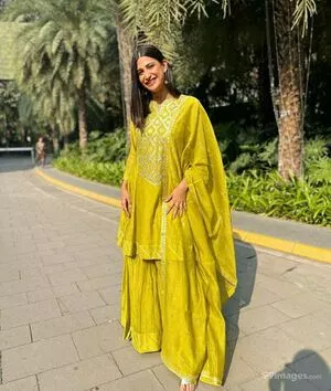 Aahana Kumra / aahanakumra nude photo #0104