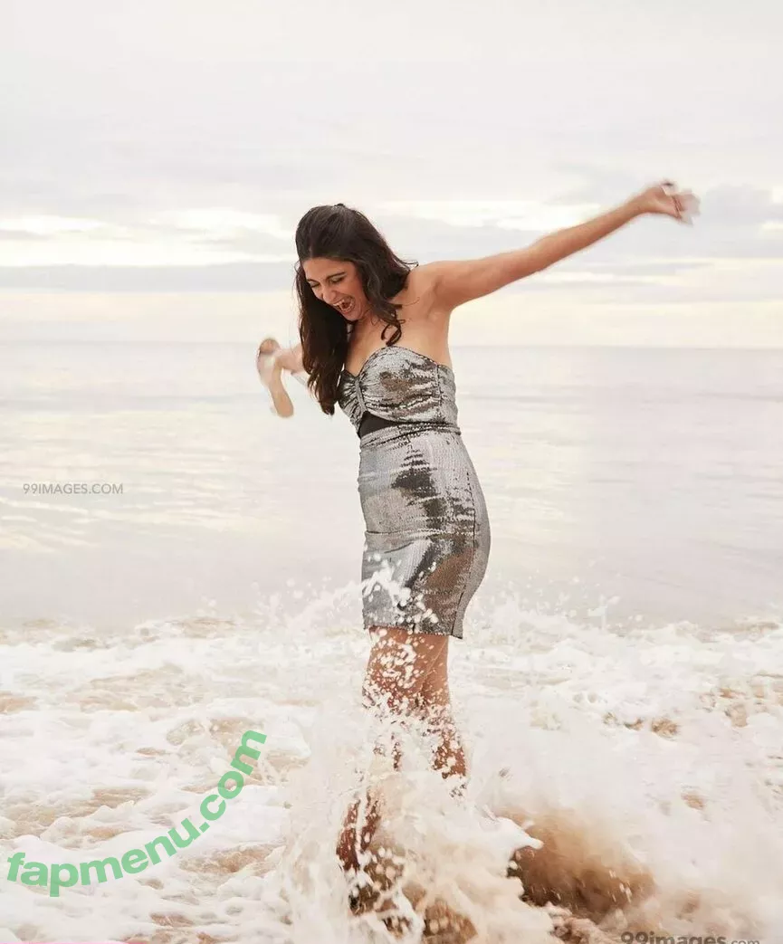 Aahana Kumra nude photo #0012 (aahanakumra)