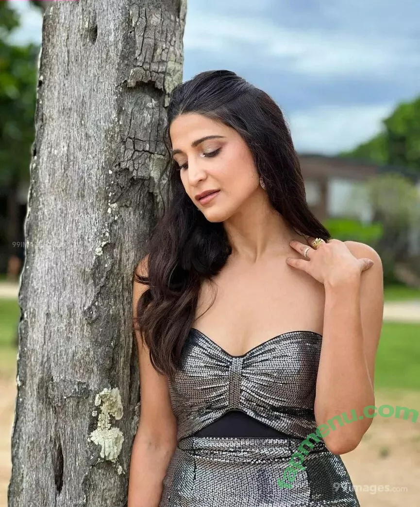 Aahana Kumra nude photo #0021 (aahanakumra)