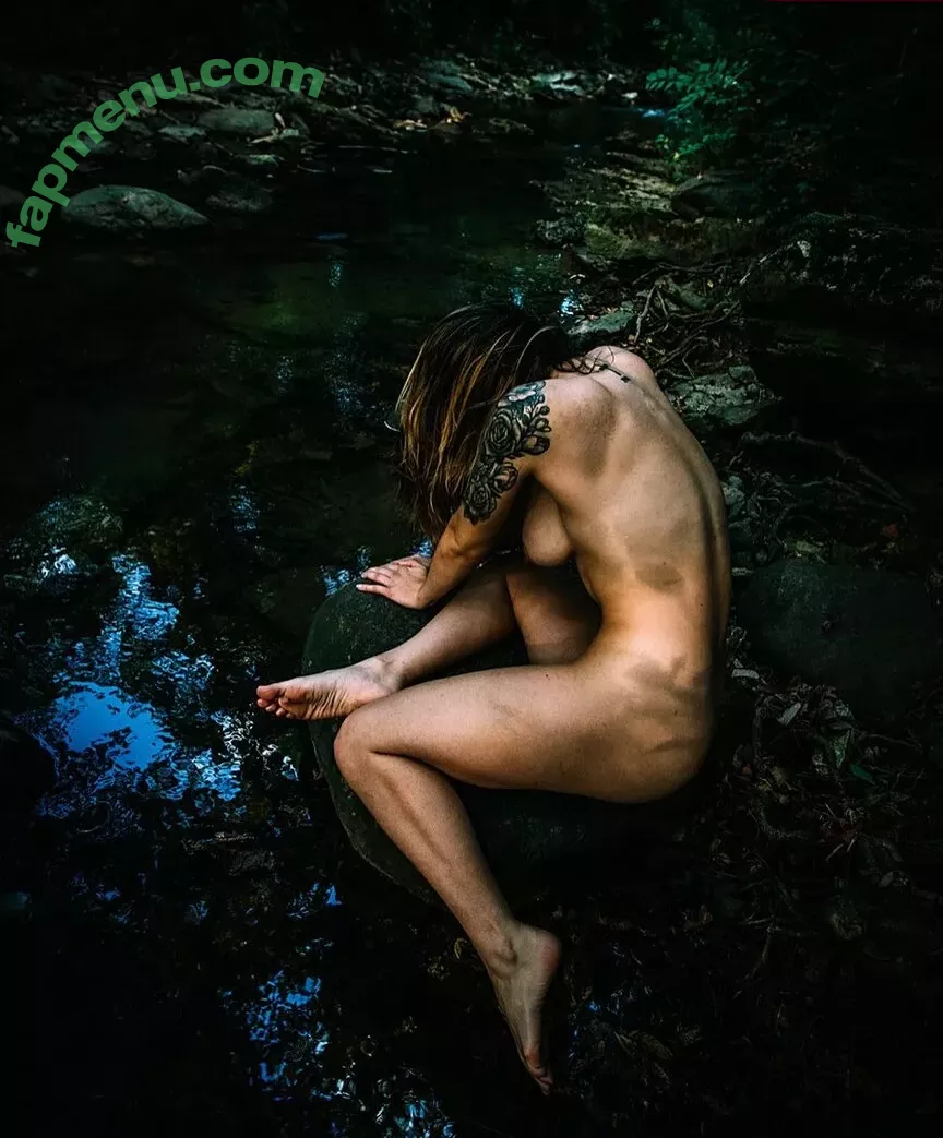 aahitskat nude photo #0065 (aahitskat)