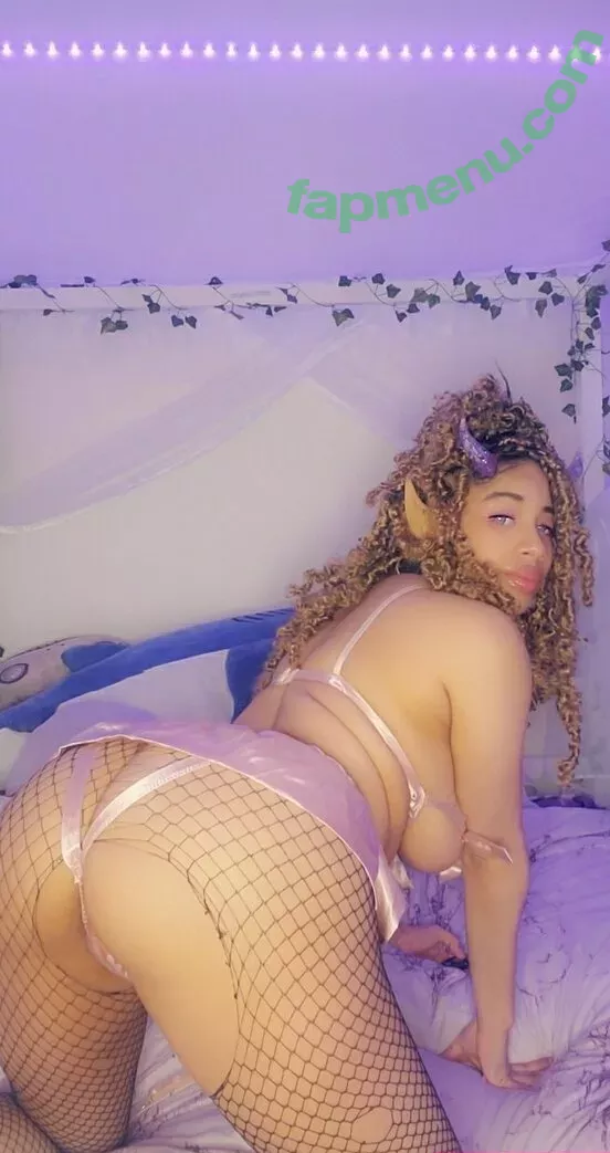 aaimztako nude photo #0022 (Aaimz Tako)