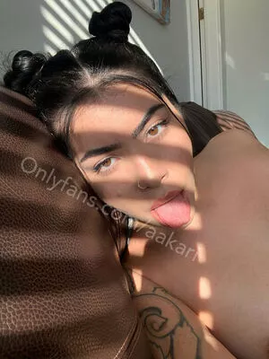 aakari / aakarimoon / itsaakarii / realitsaakari nude photo #0166