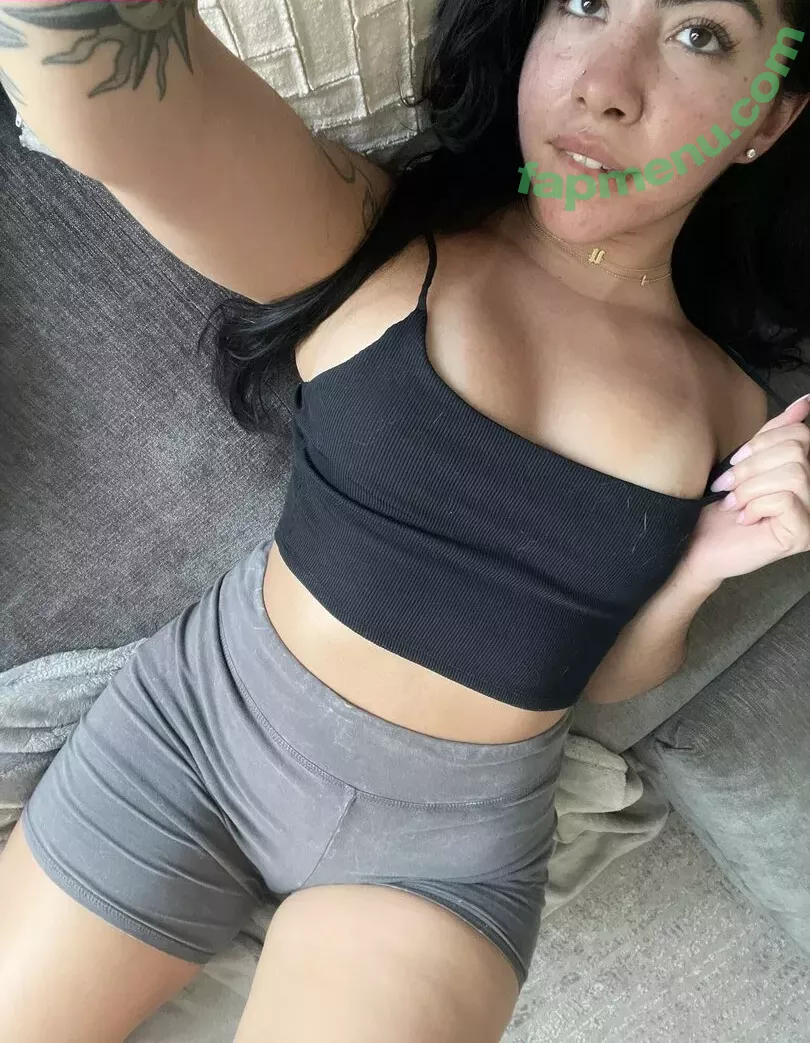 aakari nude photo #0025 (aakarimoon / itsaakarii / realitsaakari)