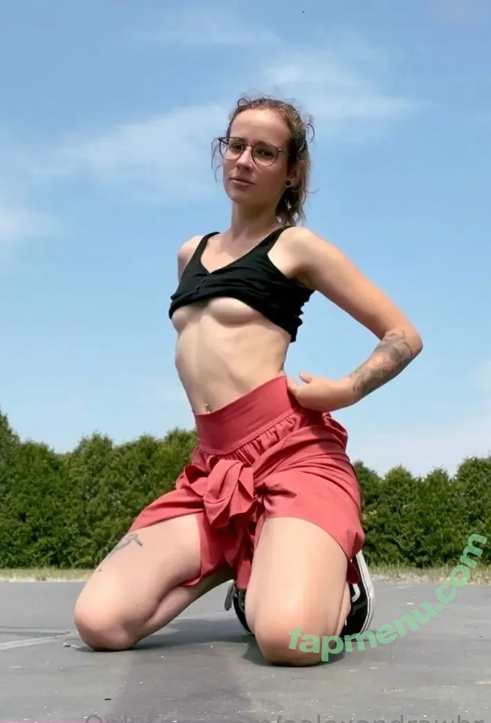 Aalexandrawbr nude photo #0015 (Aalexandrawbr)