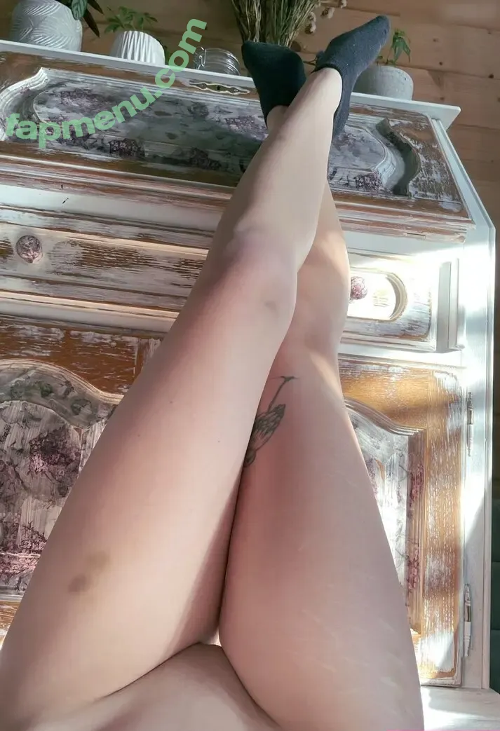 Aalexandrawbr nude photo #0117 (Aalexandrawbr)