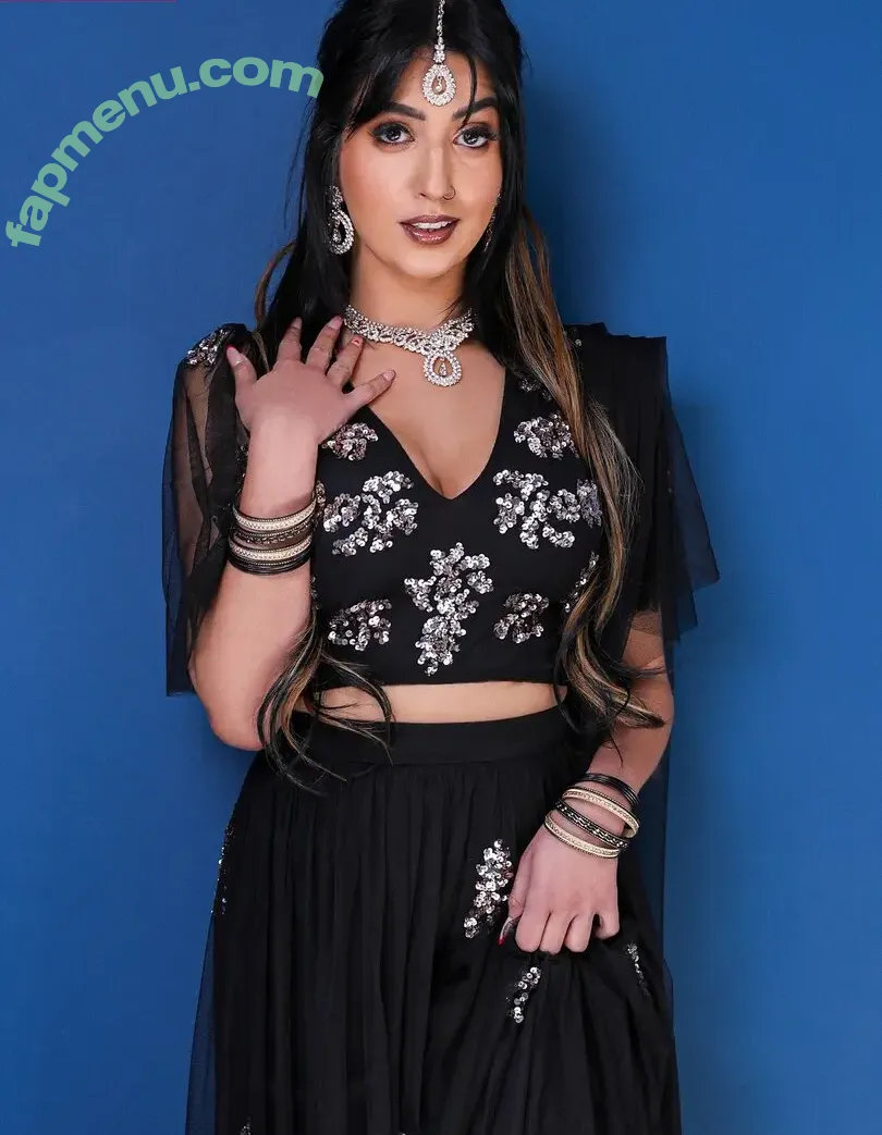Aaliya Hyasin nude photo #0014 (Aaliya Hyasin)