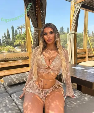 Aaliyah / aaliyahdang / aaliyahpk / aaliyahshiesty / aaliyahssofficiall nude photo #0060