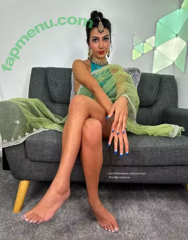 Aaliyah Yasin nude photo #0624 (_thatbritishcouple / aaliyah.yasin / thatbritishg1rl)