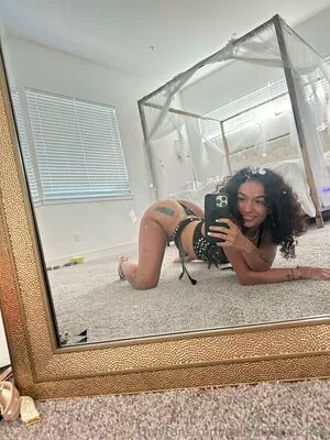 aaliyahfncruzfree / aaliyahfuckingcruz nude photo #0008