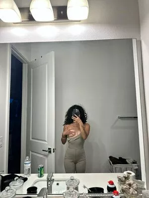 aaliyahfncruzfree / aaliyahfuckingcruz nude photo #0009