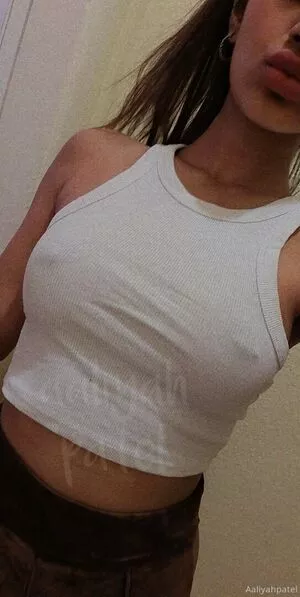 aaliyahlrose / aaliyahrosemusic nude photo #0016