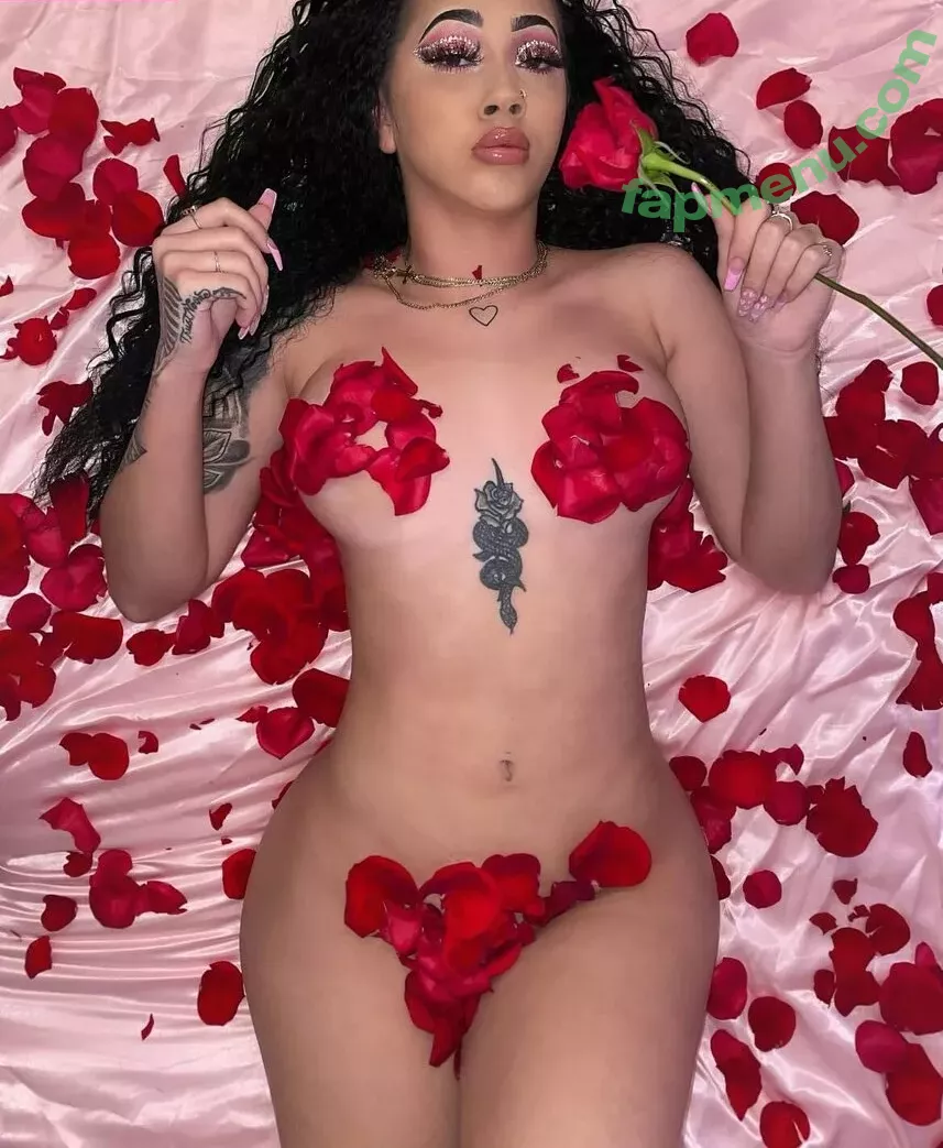 Aaliyanaboooo nude photo #0003 (Aaliyanaboooo)