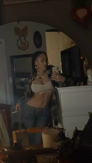 Aaliyeezy / theallierae nude photo #0093